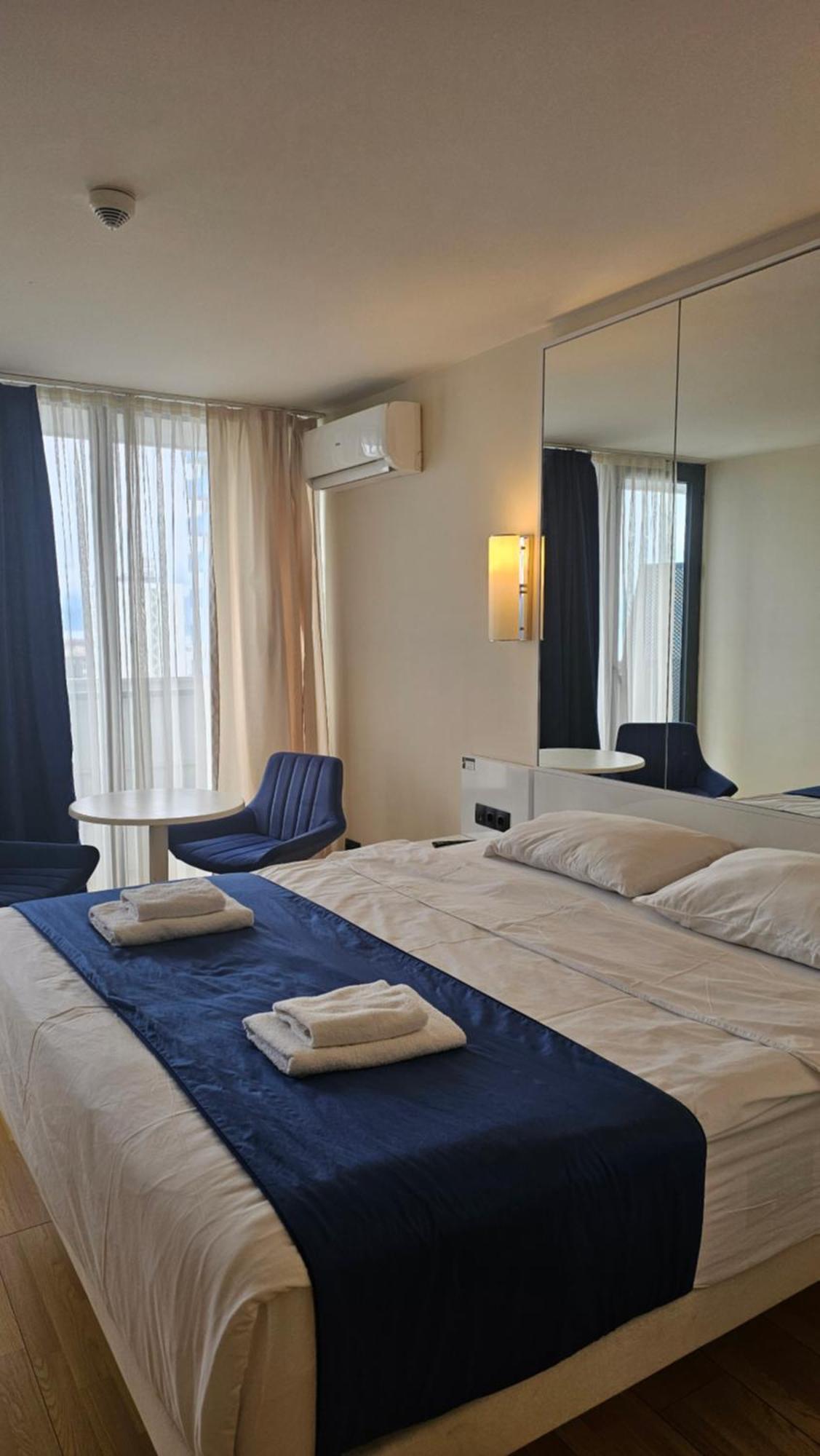 Orbi City Best Apartments Batumi Exterior photo