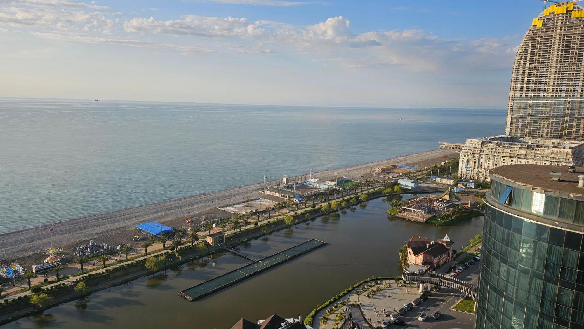 Orbi City Best Apartments Batumi Exterior photo